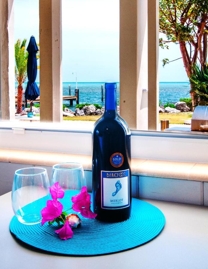 Hébergement Lit King-Size avec Coin Cuisine - Vue sur Mer