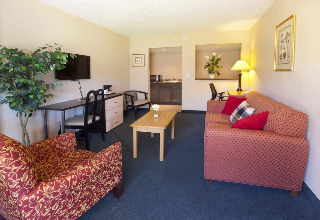 Suite met 1 Slaapkamer en een Slaapbank
