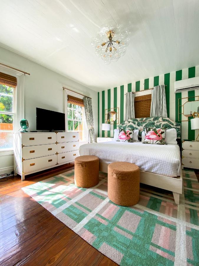 Room 3,1152094095:JPEG