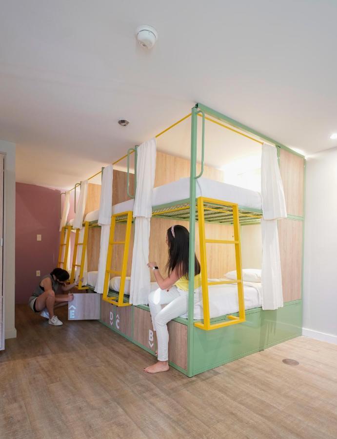 Bed in een Slaapzaal met 8 Bedden
