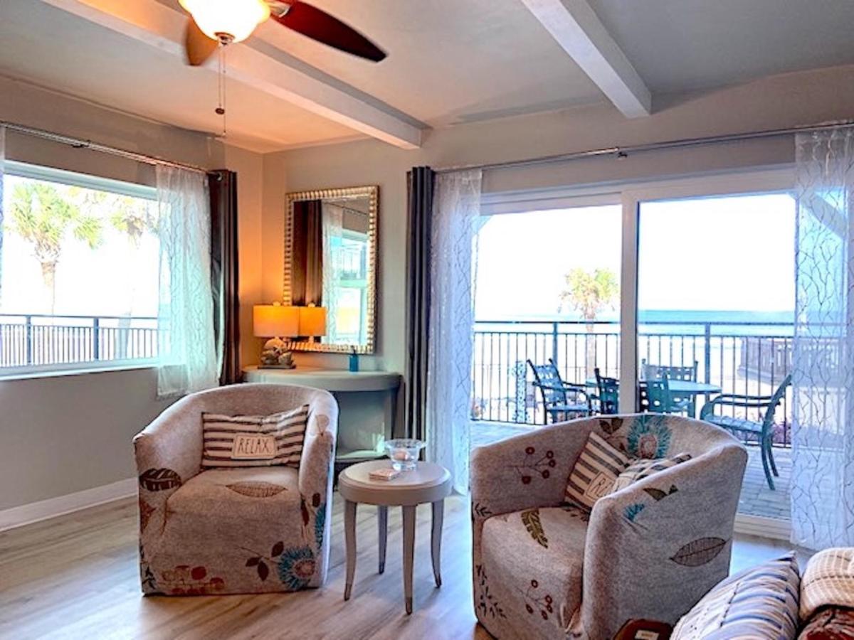Villa - Beach Front