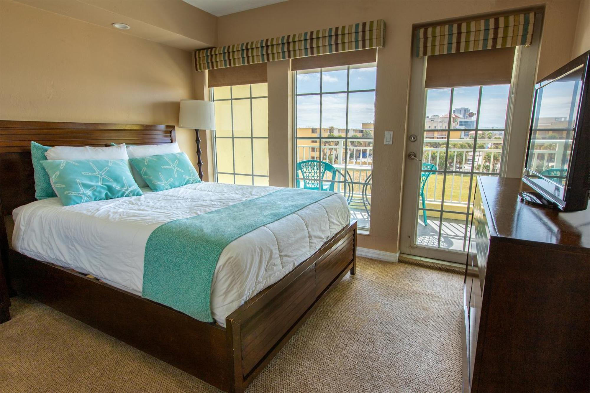 One-Bedroom Apartment,1211461969:JPEG
