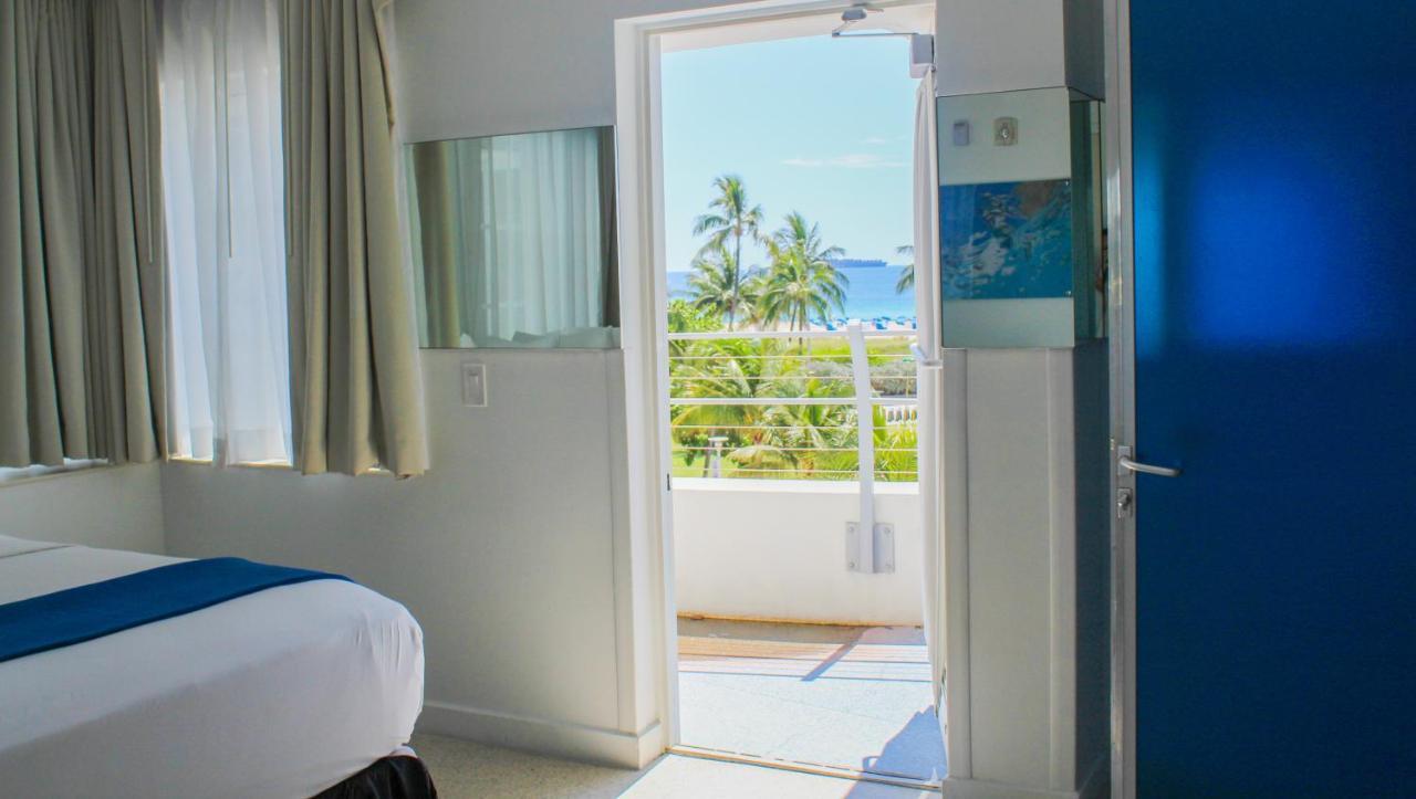Quarto com 1 Cama King-size e Varanda - À Beira-mar