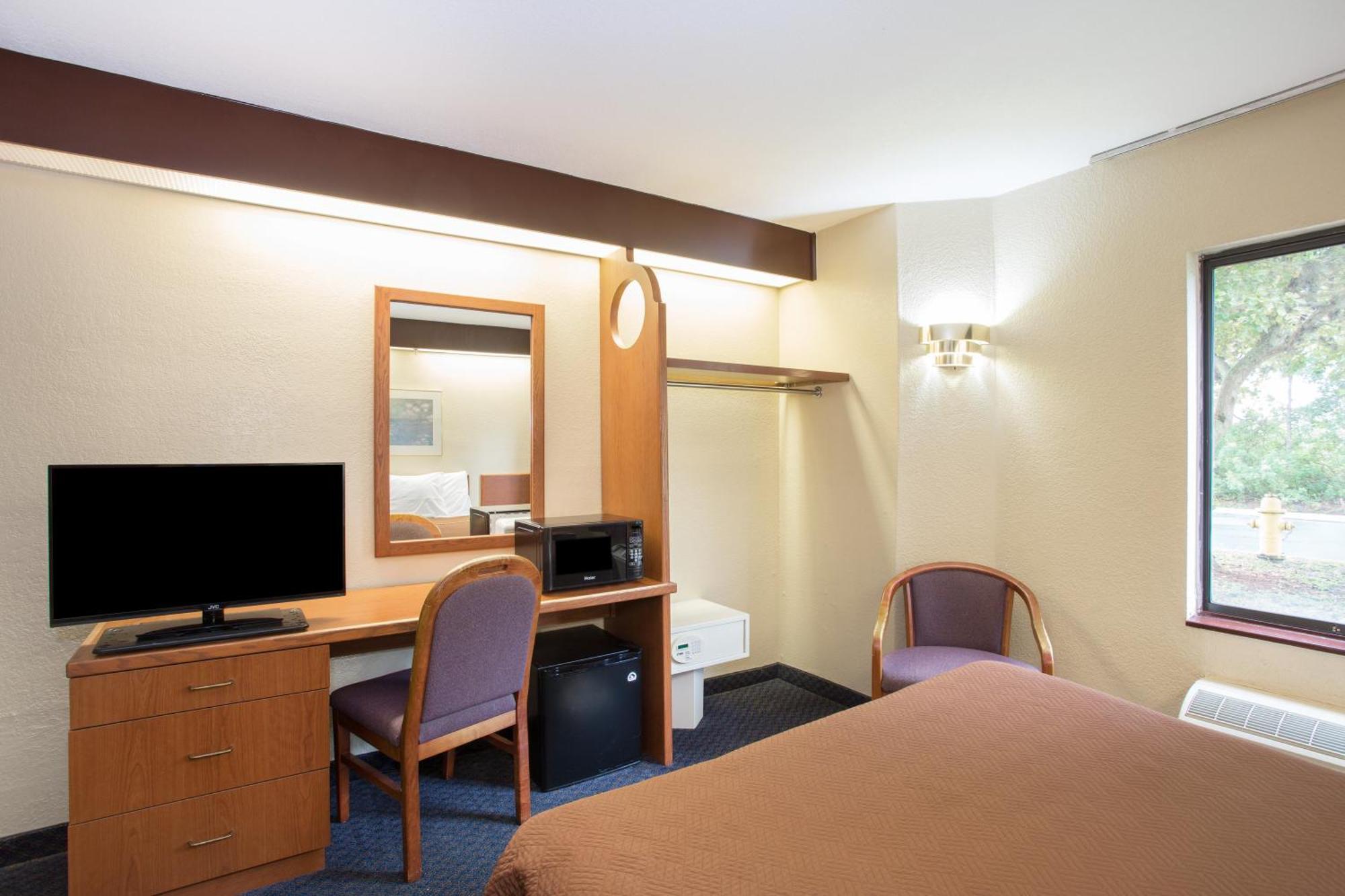 King Room Non-Smoking