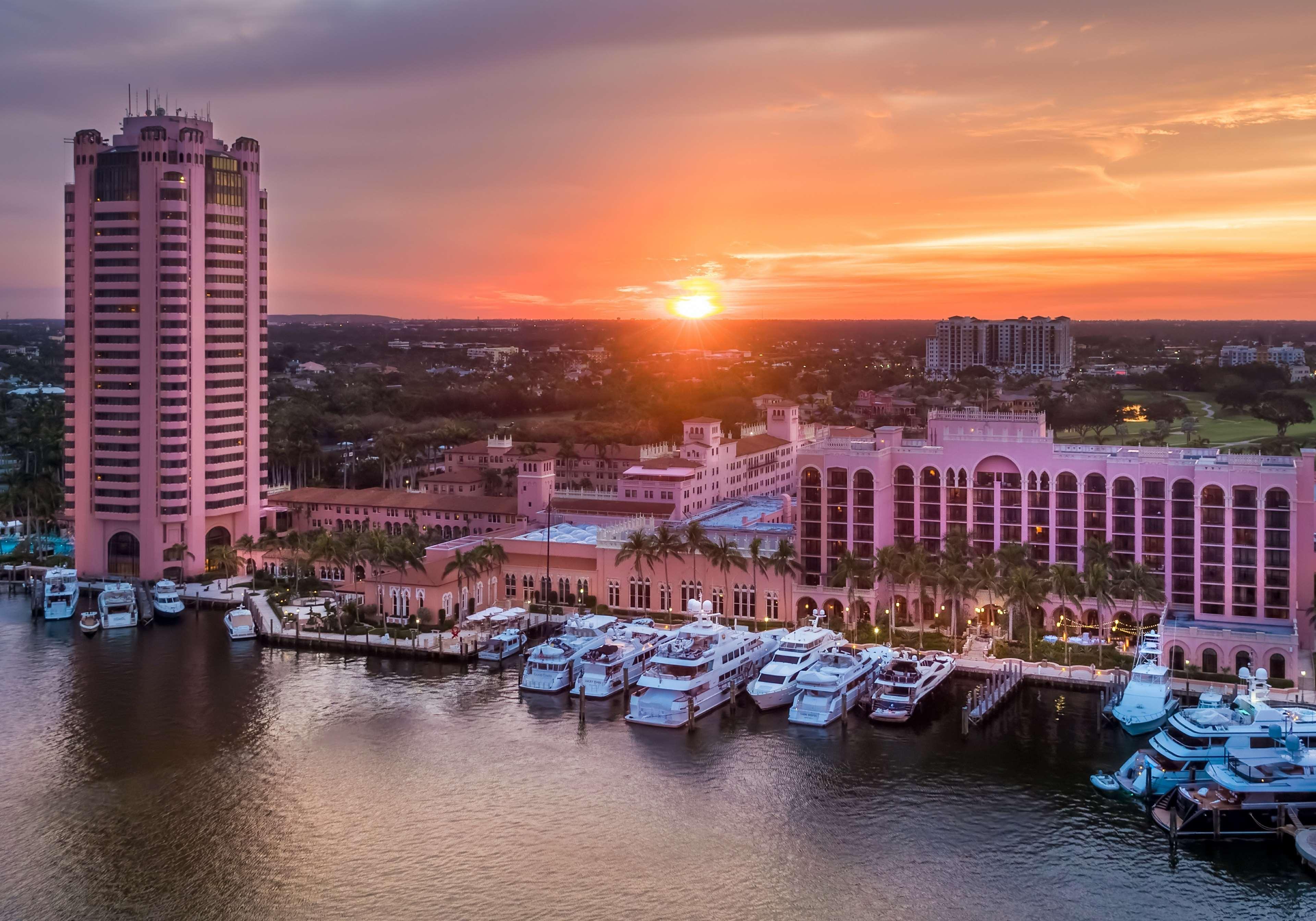 Club Level Yacht Club Waterfront Suite King