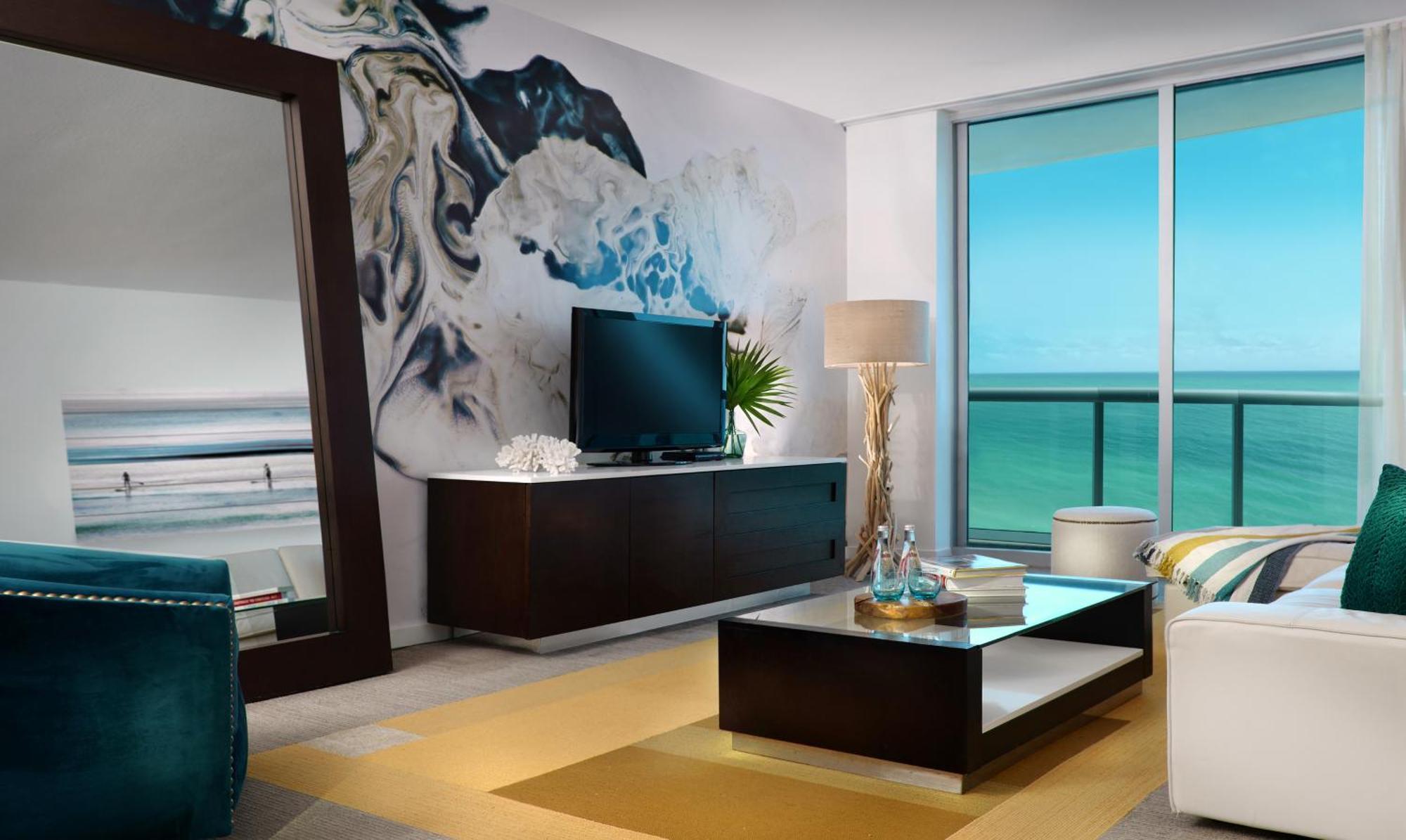One-Bedroom Ocean Front Suite,1276783075:JPEG