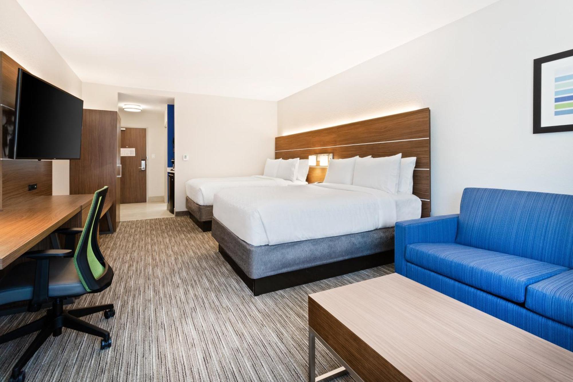 Suite with Two Beds - Non-Smoking