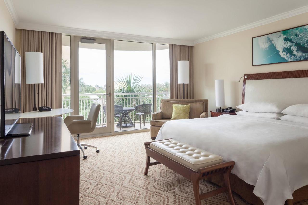 Non Water View, Guest room, 1 King, Balcony