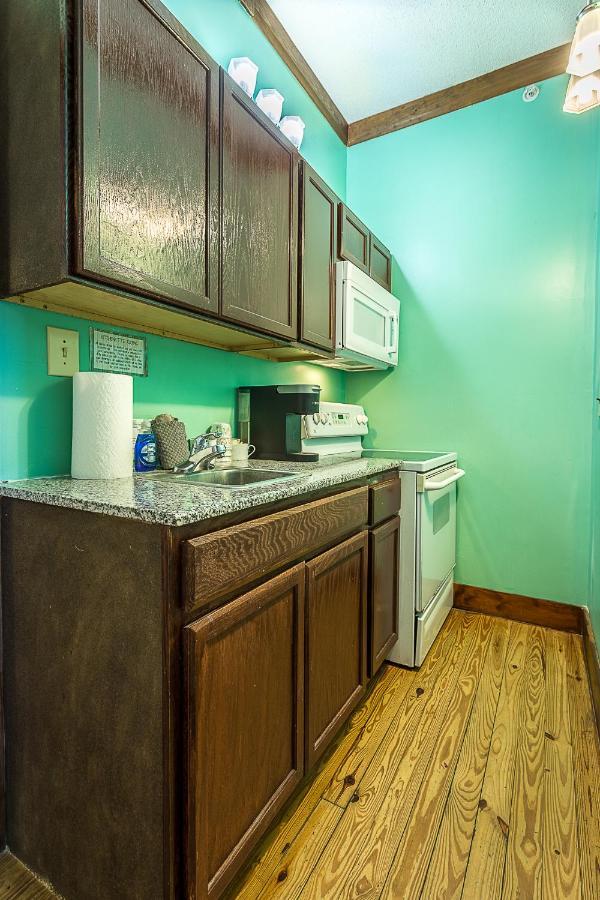 King Room with Kitchen and Spa Bath - First Floor