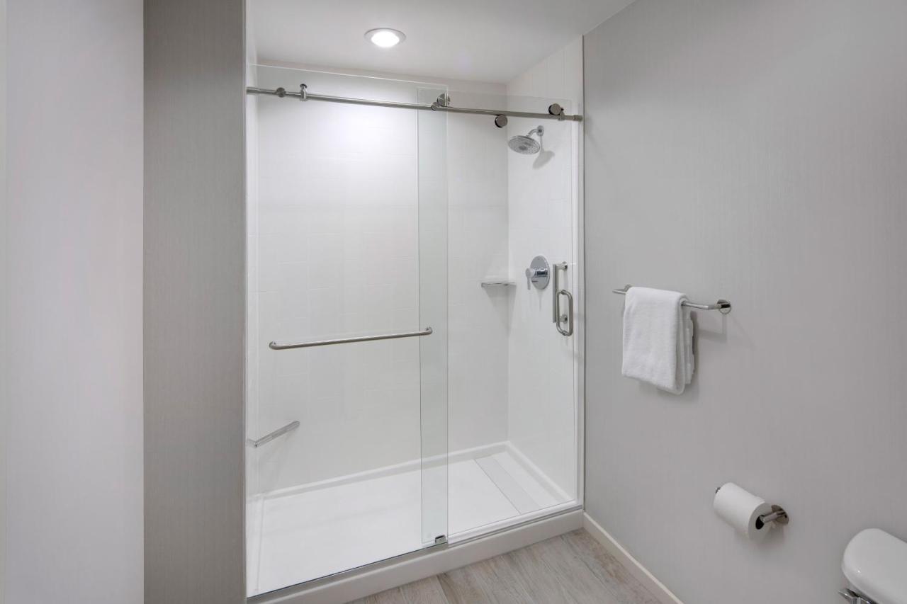 Quarto Queen com 2 Camas Queen-size
