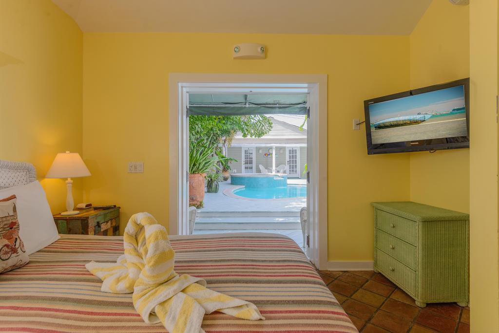 Studio Queen avec Vue sur la Piscine