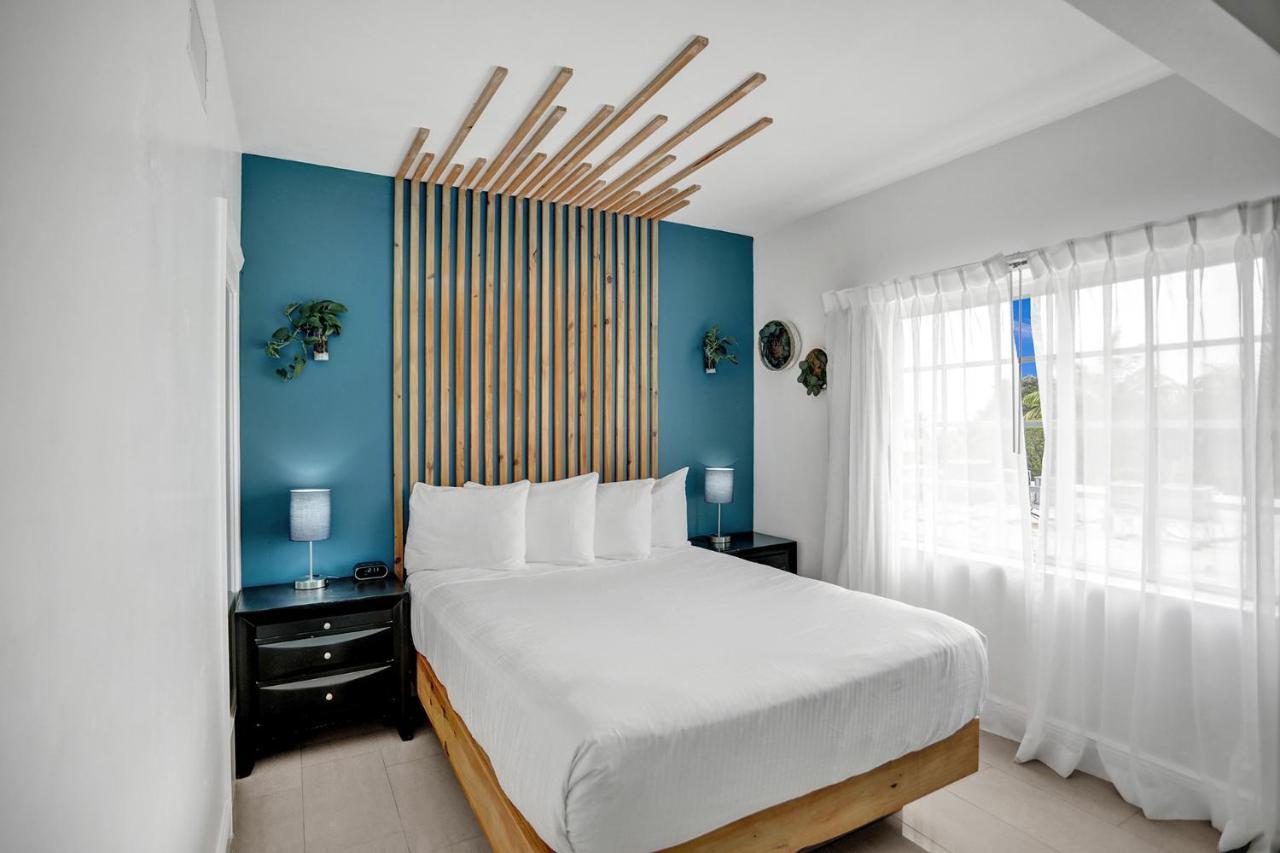 Superior One-Bedroom Suite with Kitchen,1414362956:JPEG