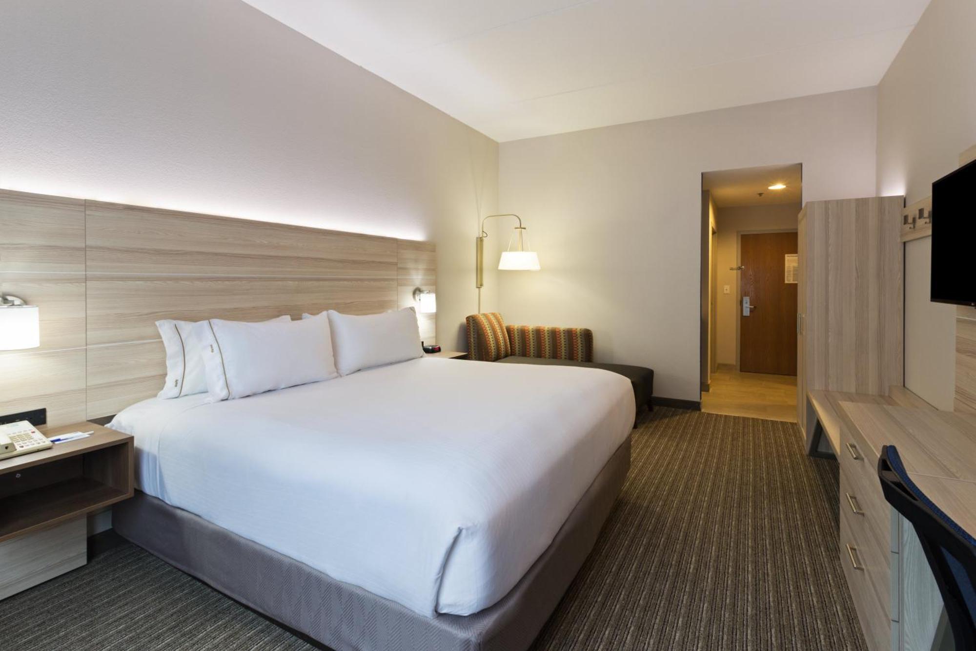 King Room Mobility Access or Hearing Accessible,1284278095:JPEG
