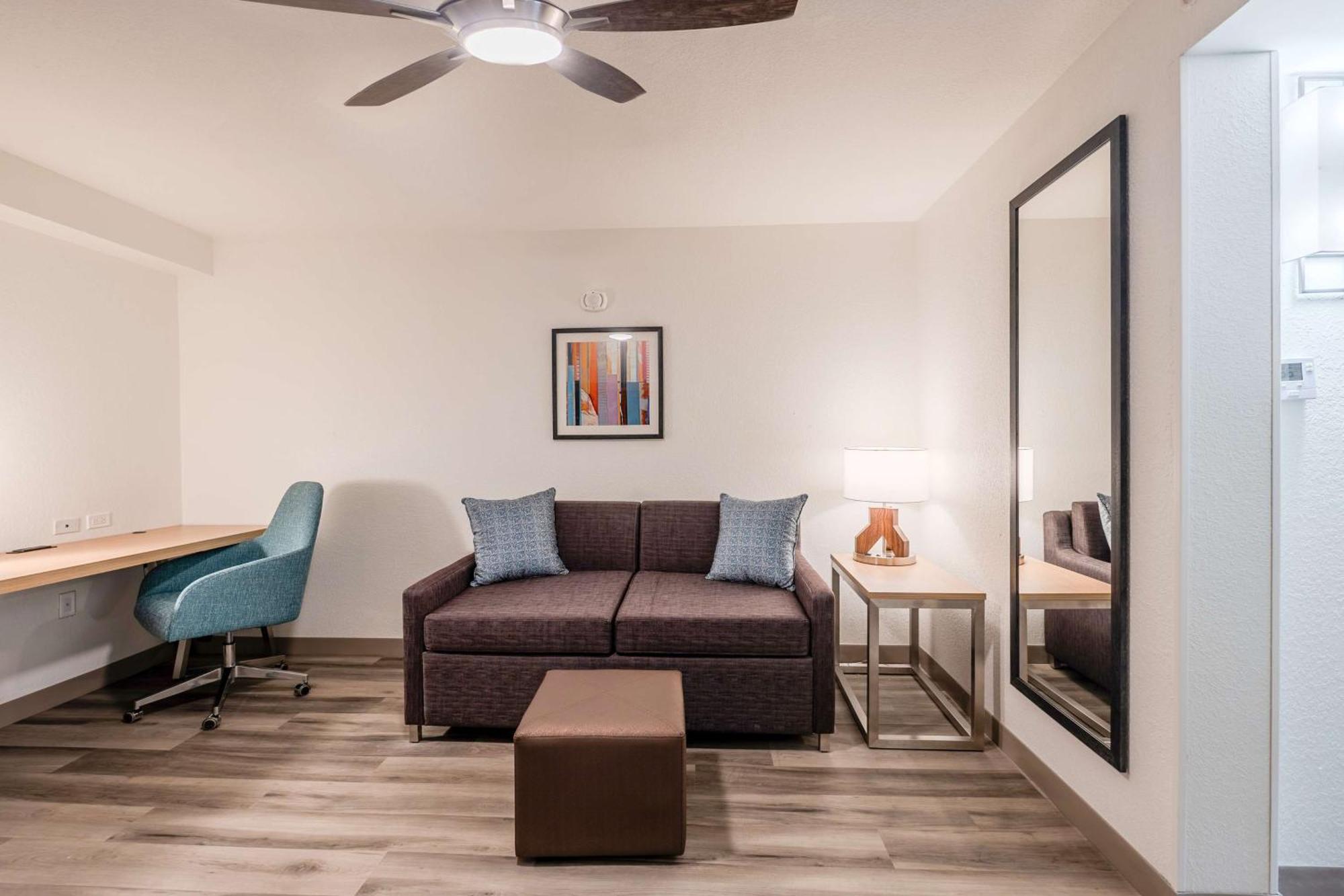 King Suite with Sofa Bed