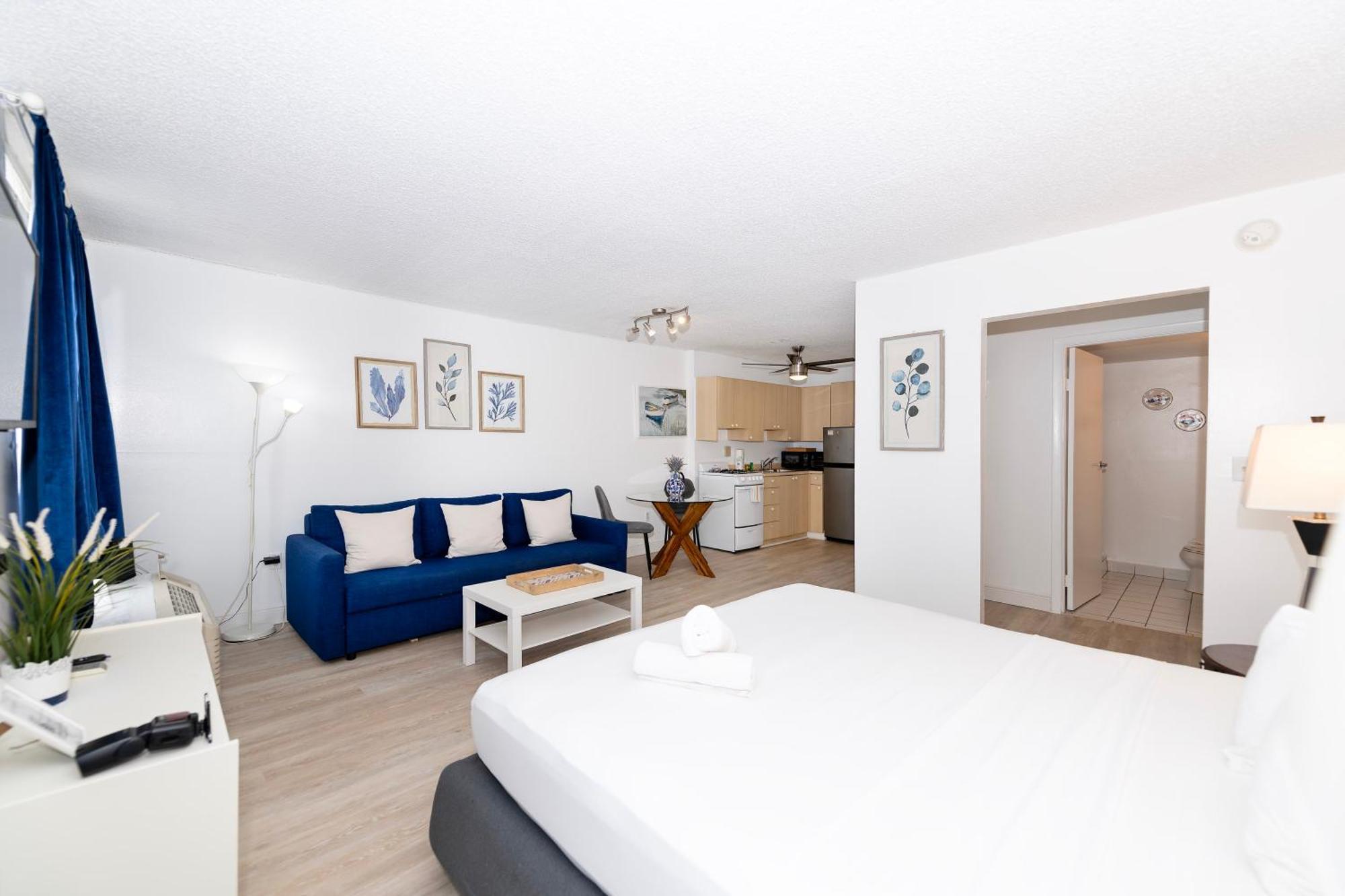 Studio Apartment
