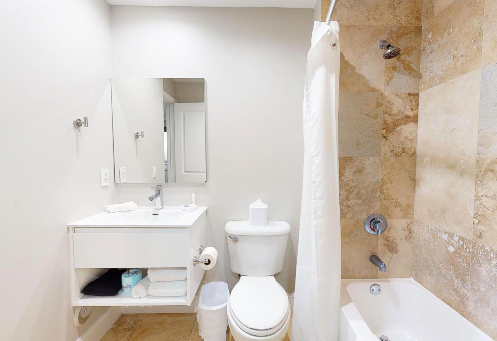 Double Bed Suite,1548908881:JPEG