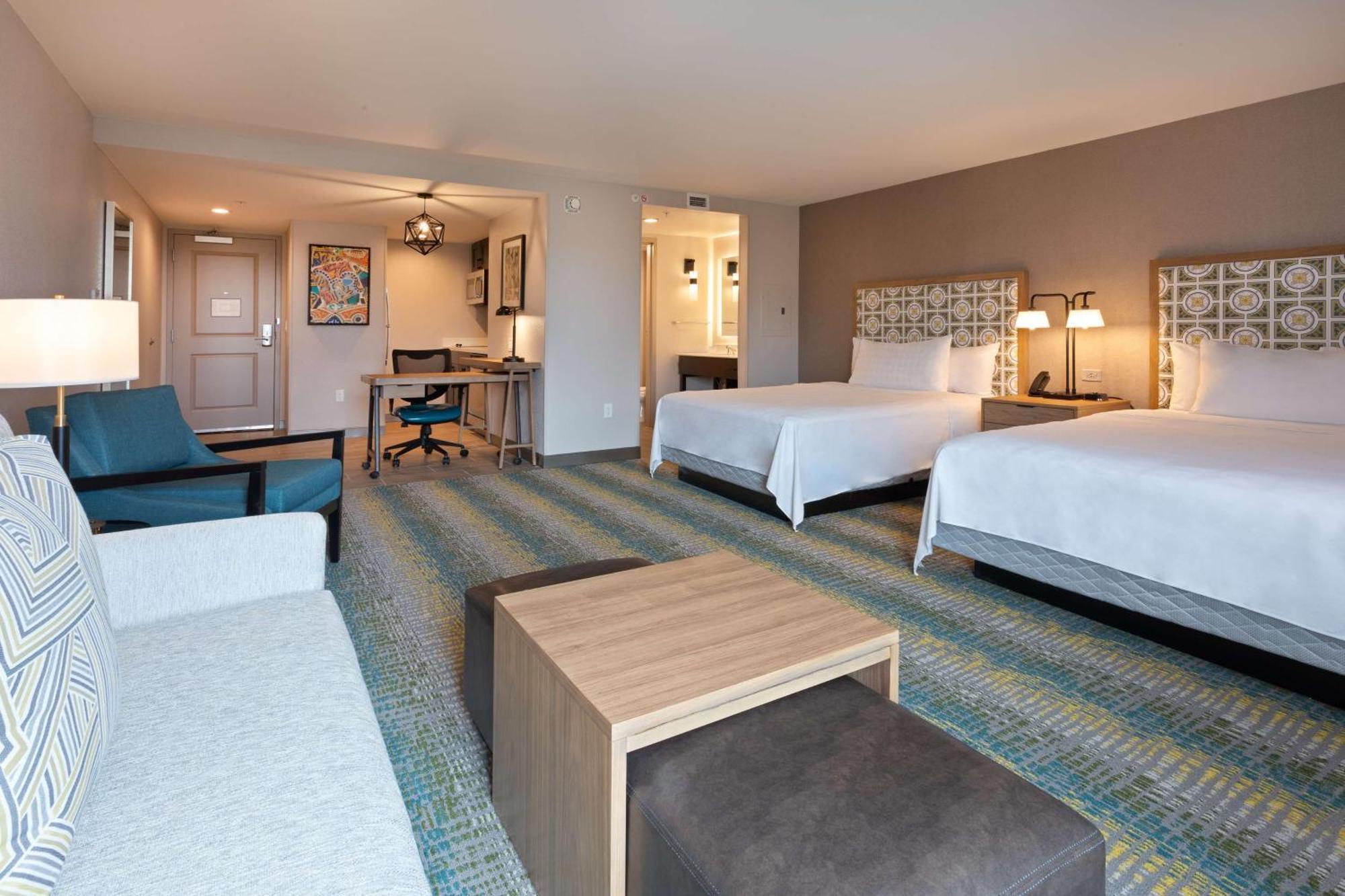 Studio Suite Two Queen Beds