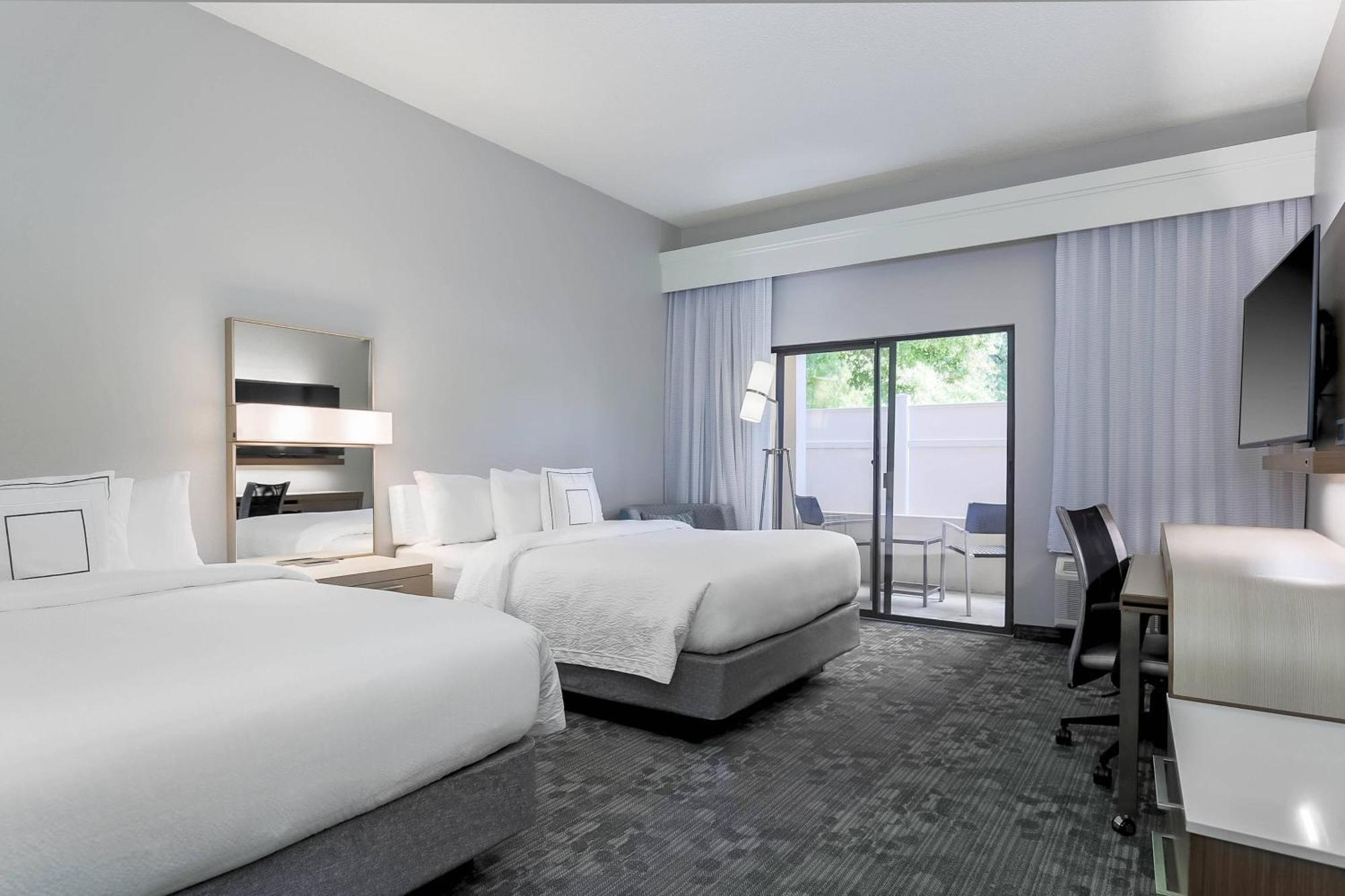 Queen Room with 2 Queen Beds,1708167840:JPEG