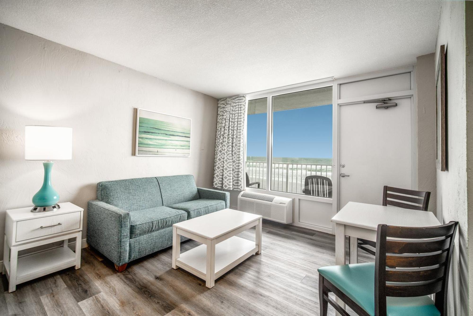 Oceanfront Kitchenette Room - One King Bed and One Sofabed,1562929471:JPEG