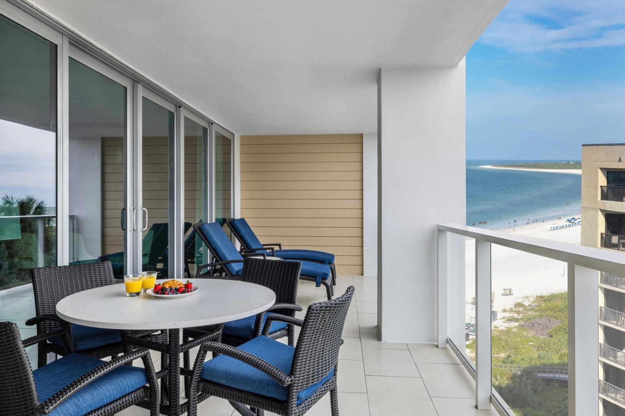 Two-Bedroom Villa Balcony Gulf View,1567013243:JPEG