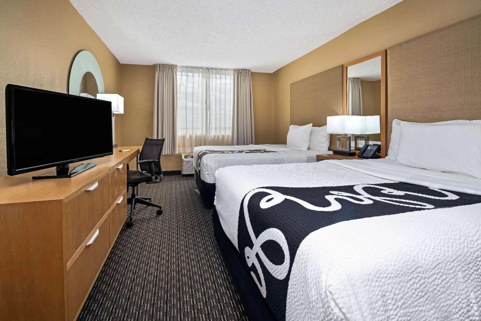 Executive Zimmer mit 2 Doppelbetten - Nichtraucher