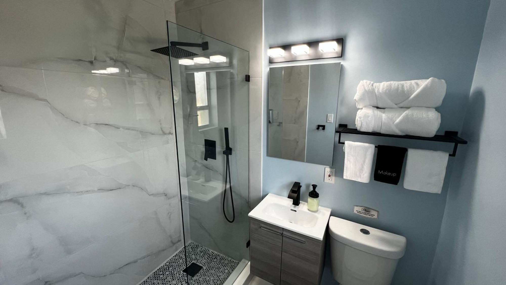 Premium Quadruple Room
