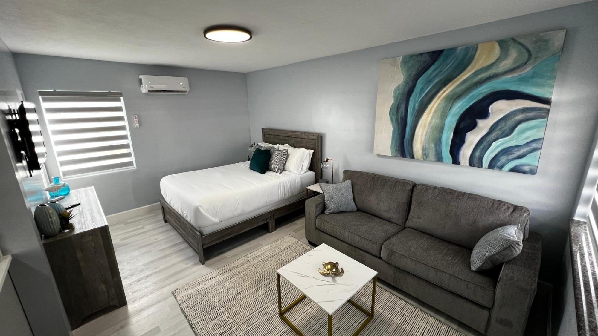 Premium Quadruple Room