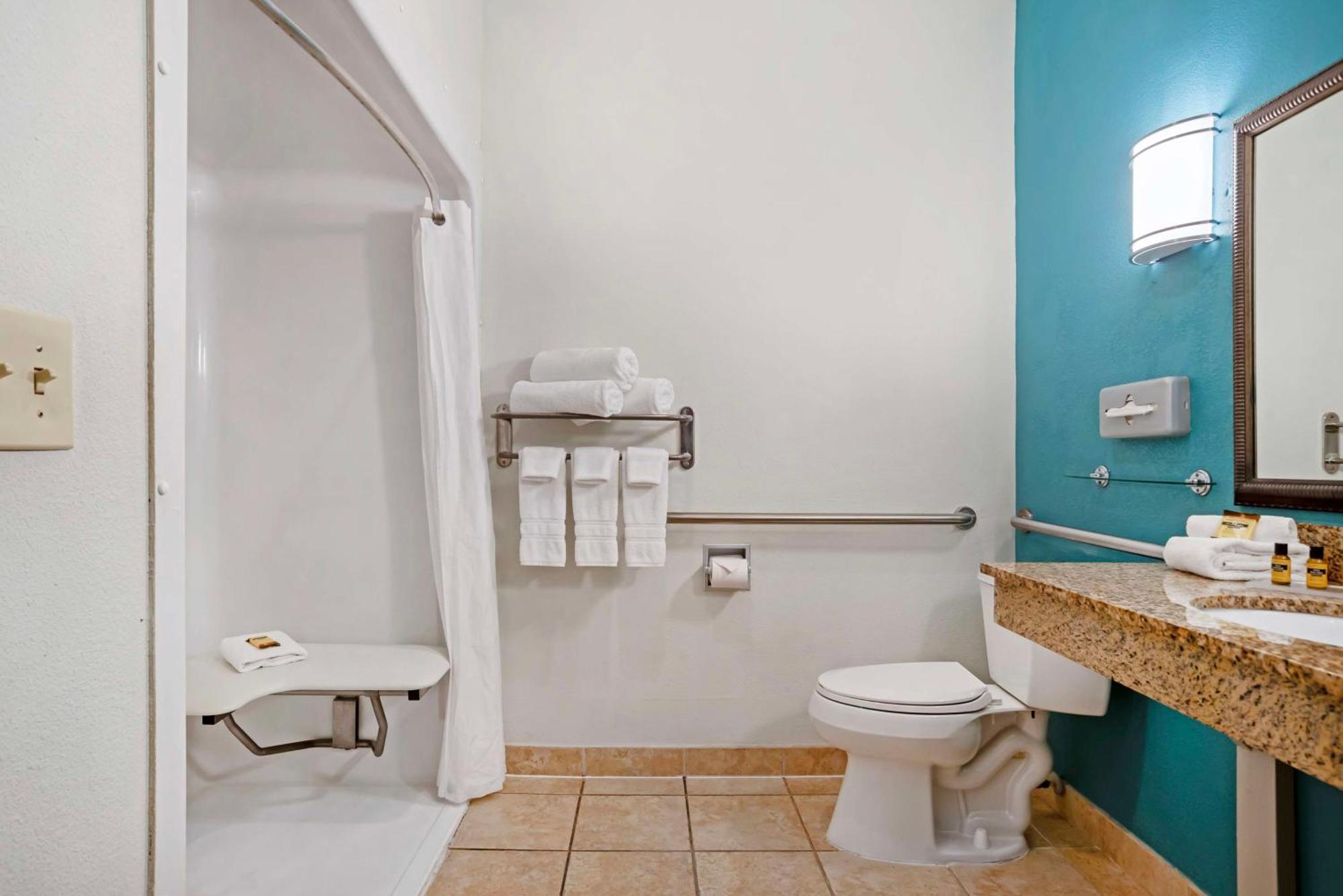 King Room with Roll-in Shower - Disability Access/Non-Smoking,1604093285:JPEG