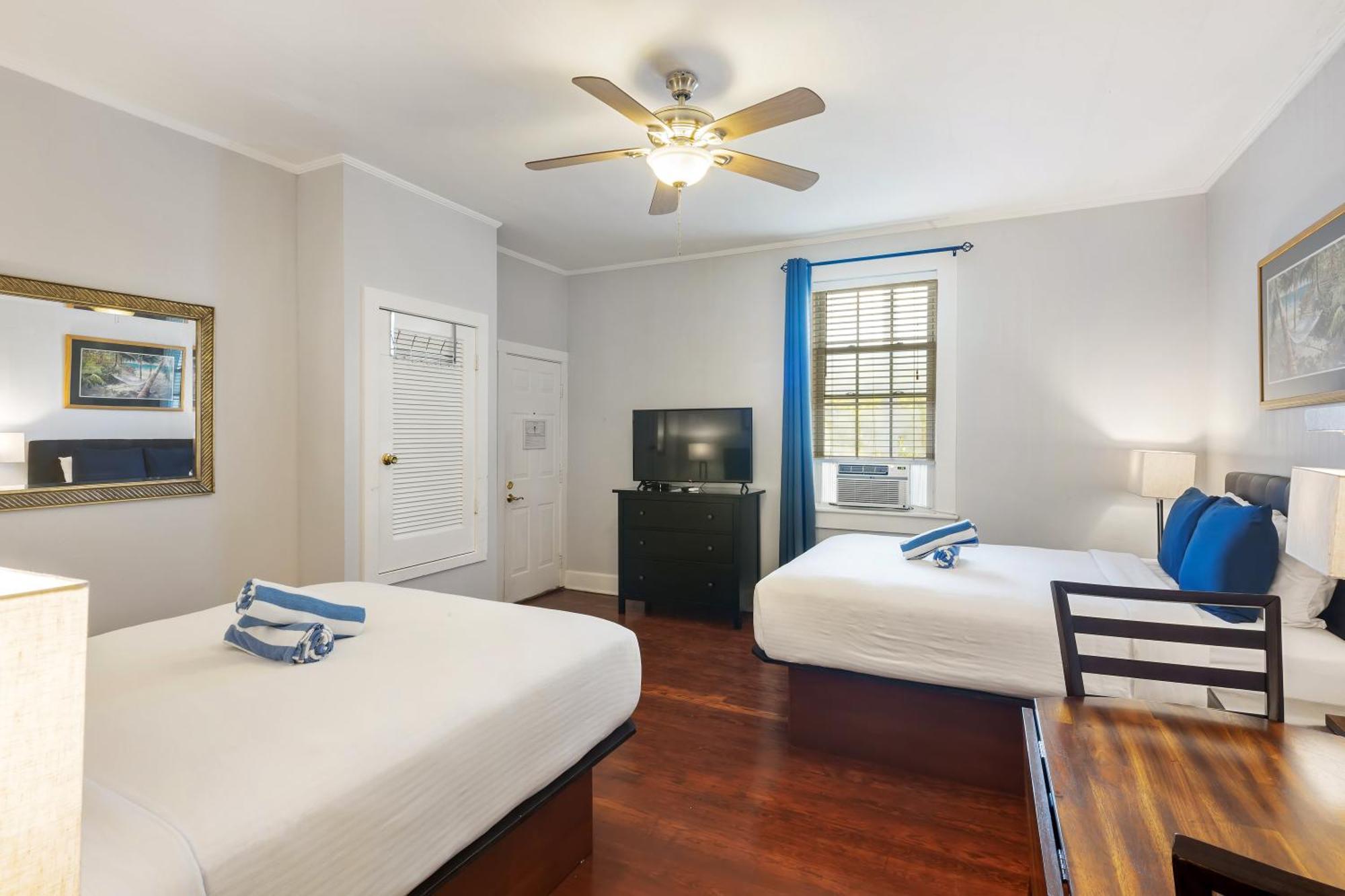 Queen Room Two Queen Beds