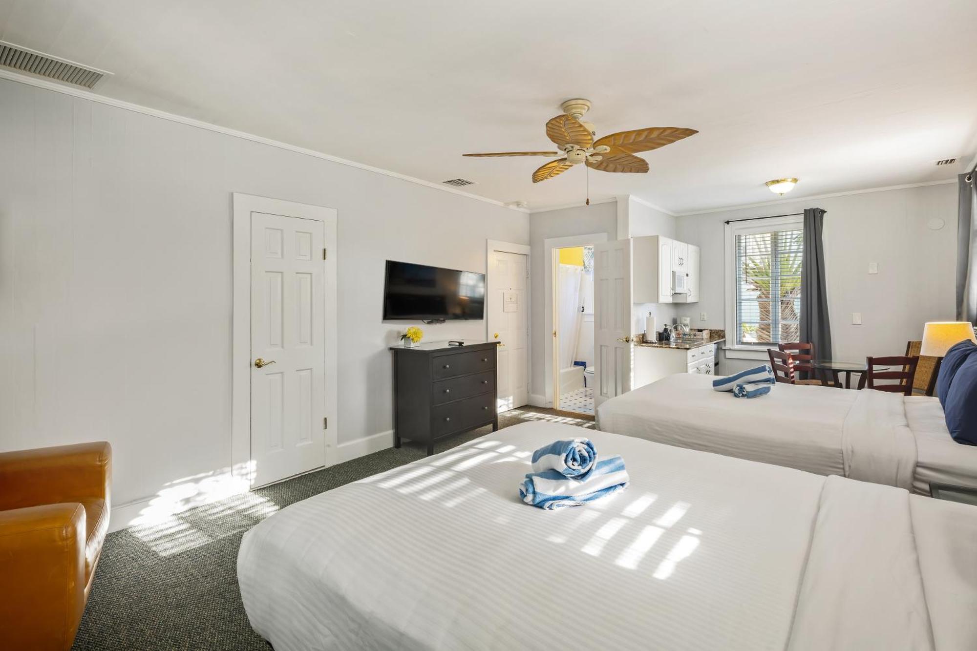 Queen Room Two Queen Beds