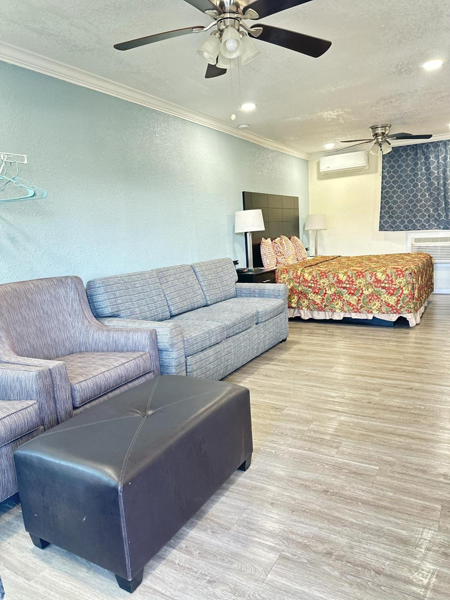 Queen Room