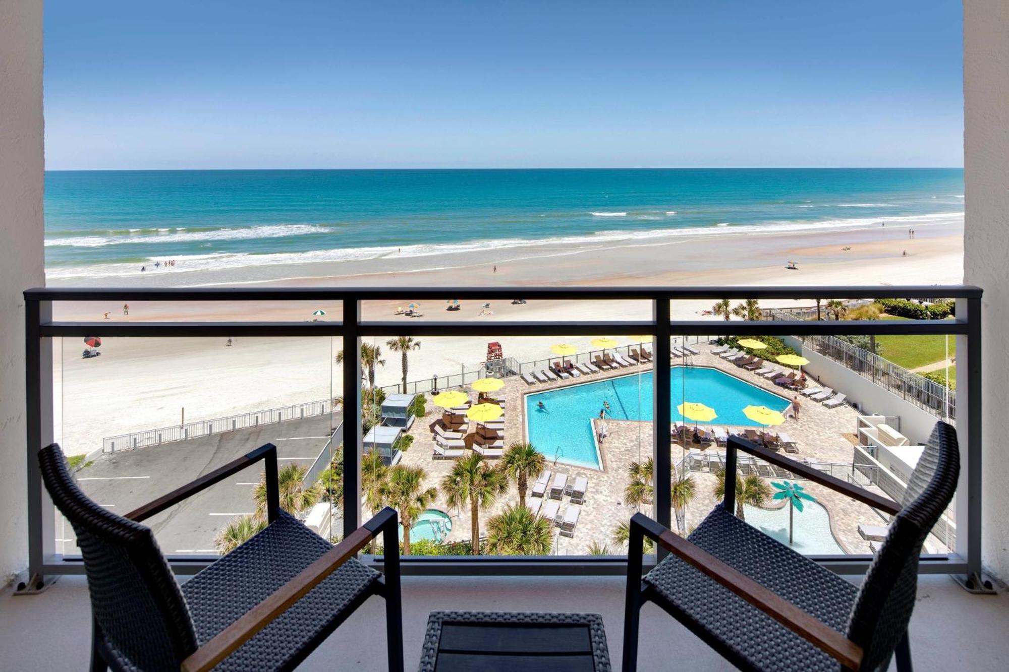 Queen Room Balcony Oceanfront