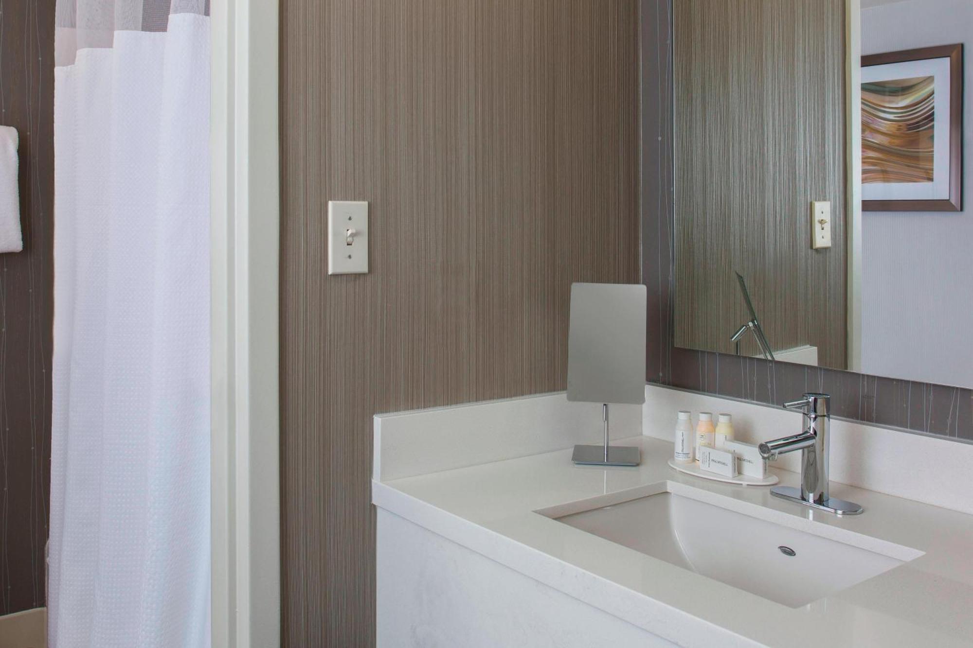 Queen Room mit 2 Queensize-Betten und Balkon