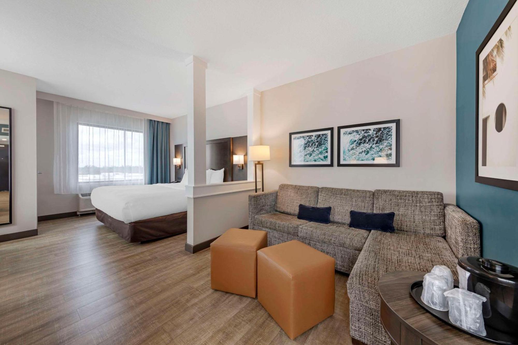 Suite mit Kingsize-Bett und Schlafsofa - Nichtraucher