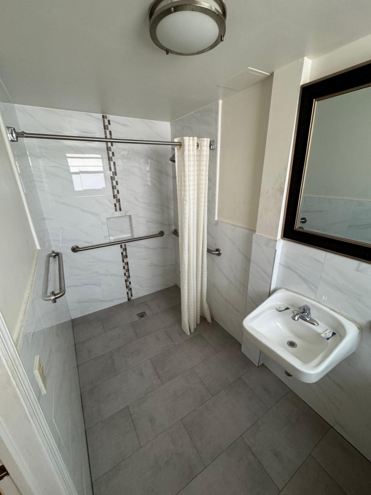 Quarto Individual - Acessível para Hóspedes com Mobilidade Reduzida