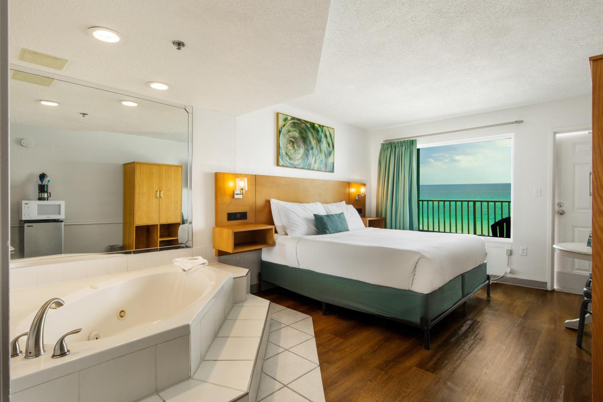 Beachfront Classic Room King Jacuzzi,1697869622:JPEG