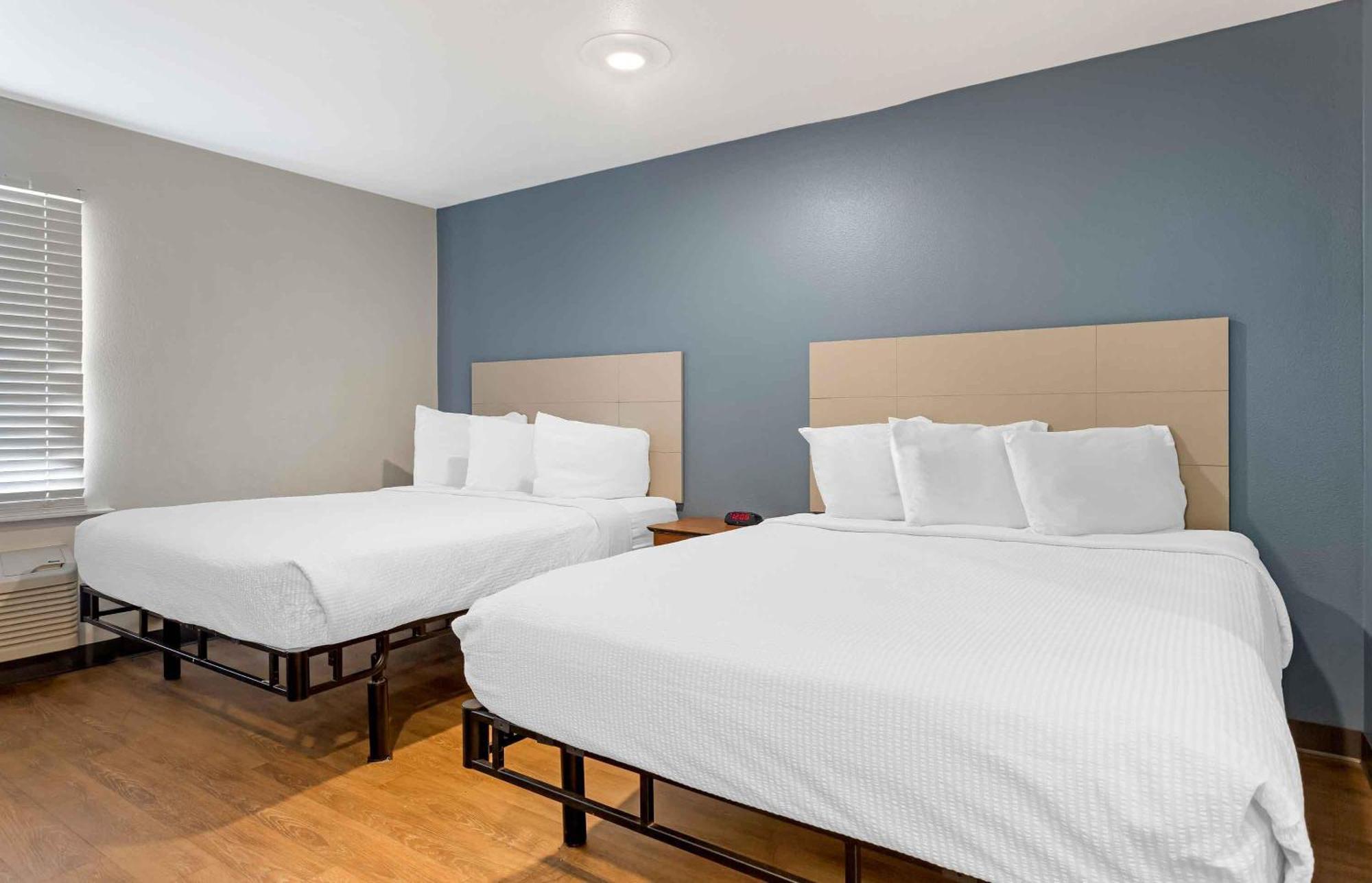 1 Full Bed | Non-Smoking Kitchen