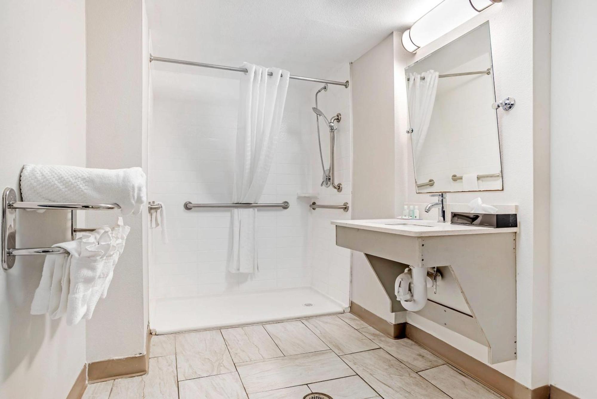 Double Room with Two Double Beds - Non-Smoking,1703583639:JPEG