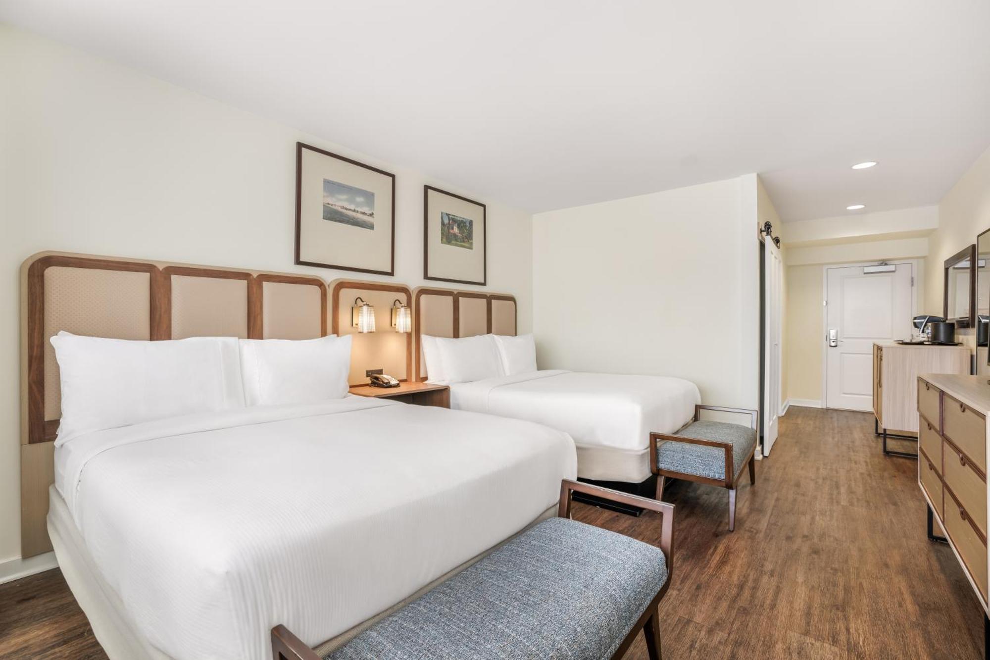 Queen Room Two Queen Beds