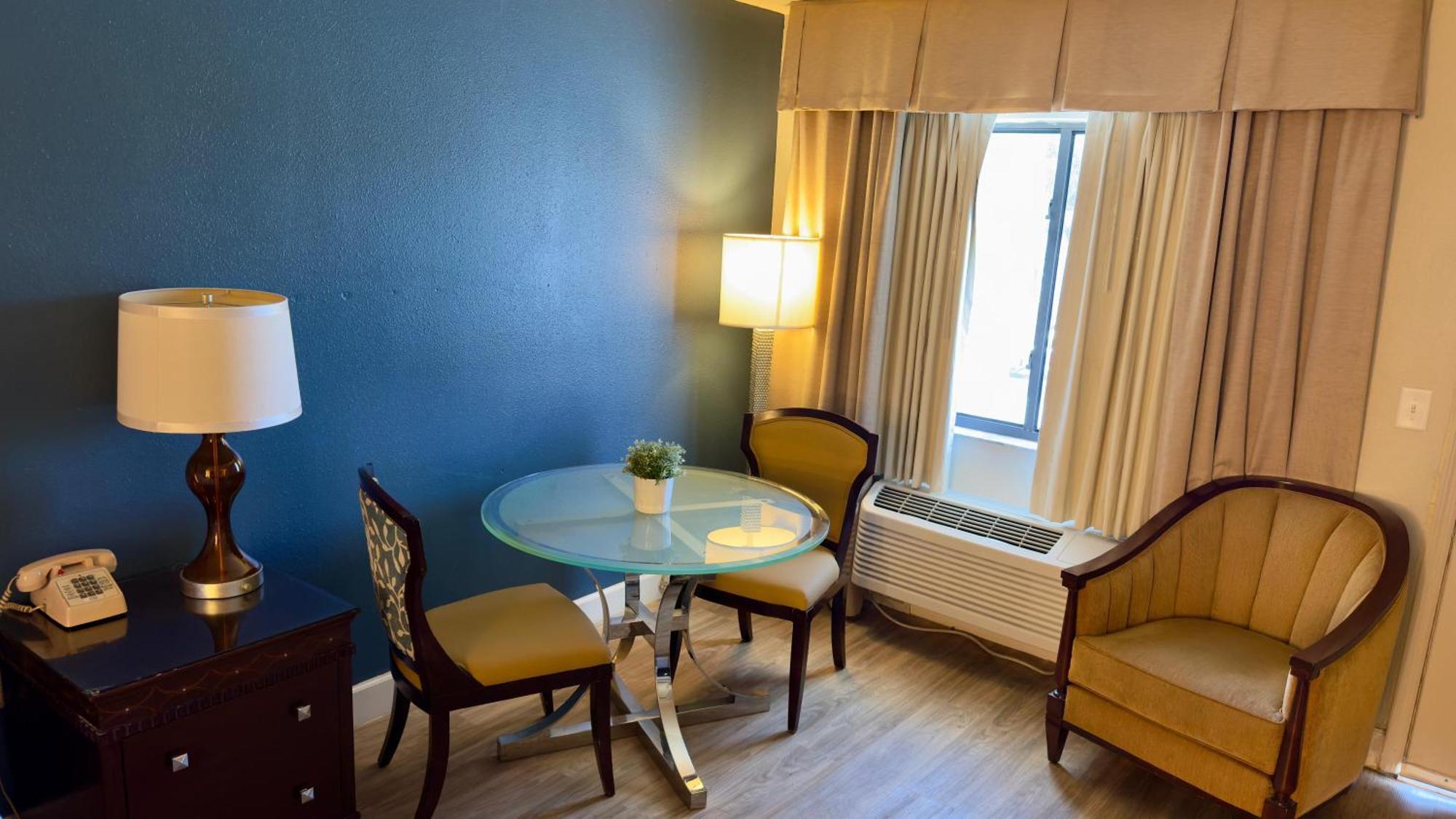 Deluxe King Room,1724897067:JPEG