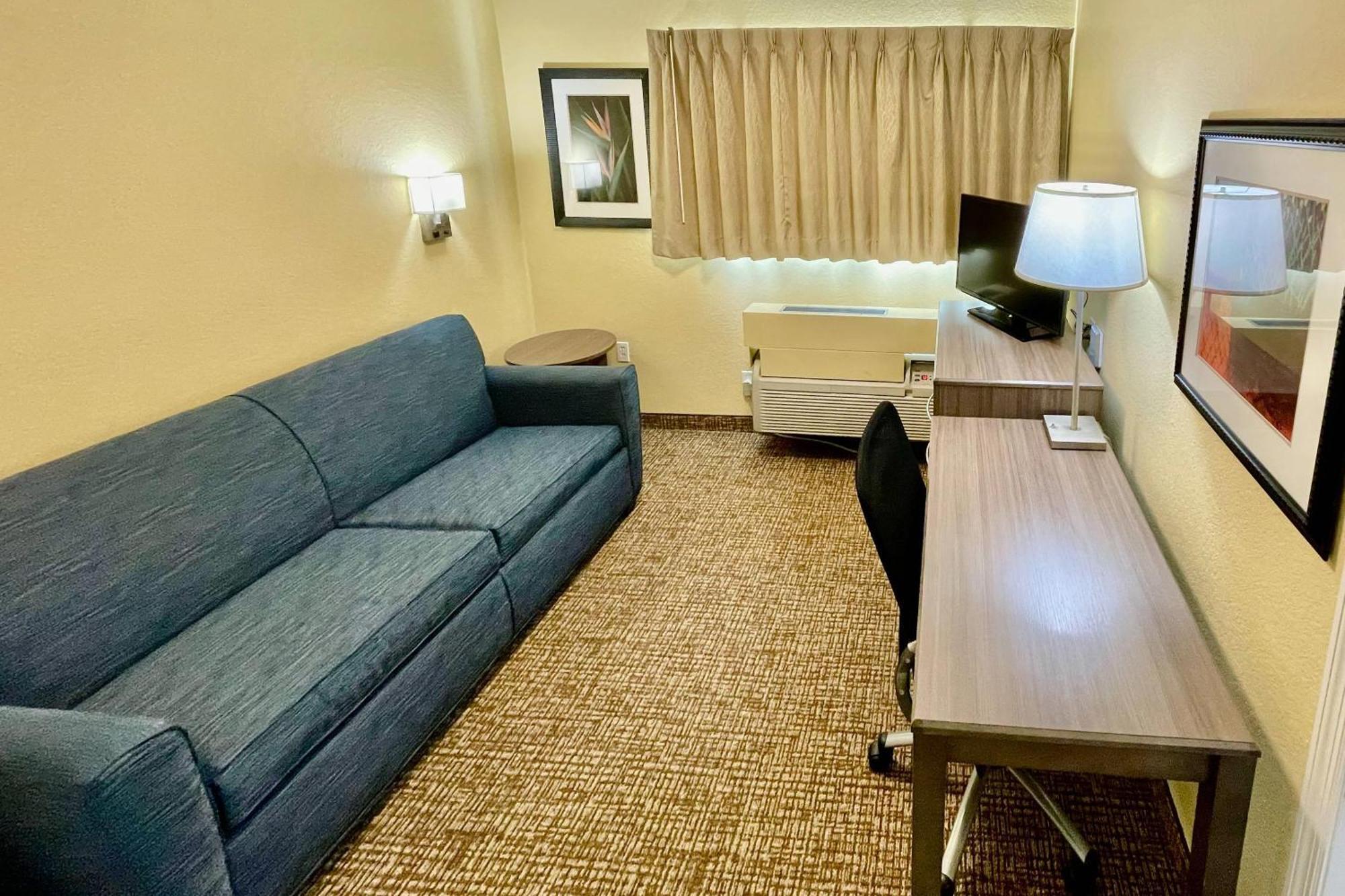 Efficiency King Suite Accessible or Non-Smoking