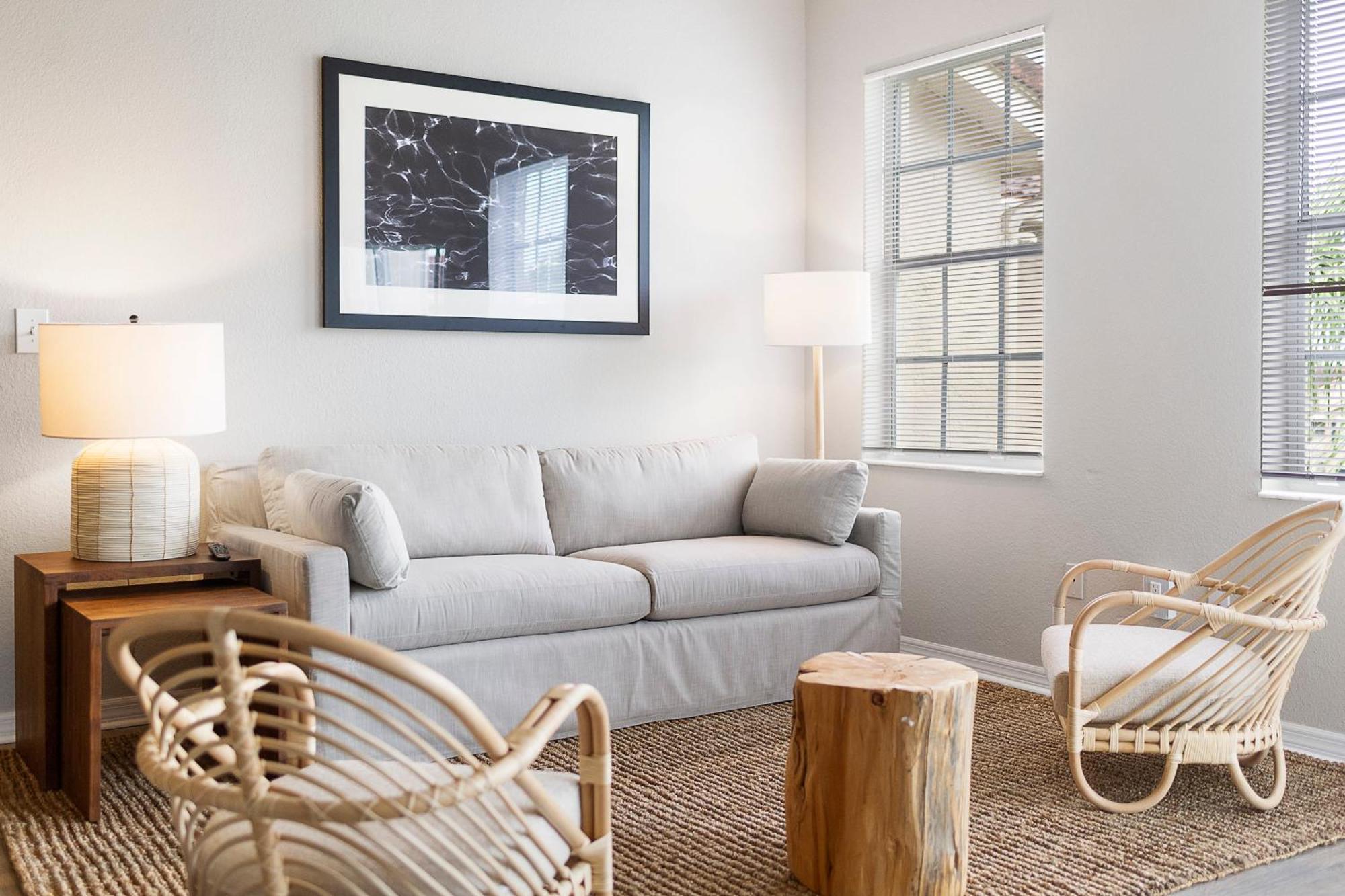Two-Bedroom Apartment (Self Check-in with Virtual Front Desk)