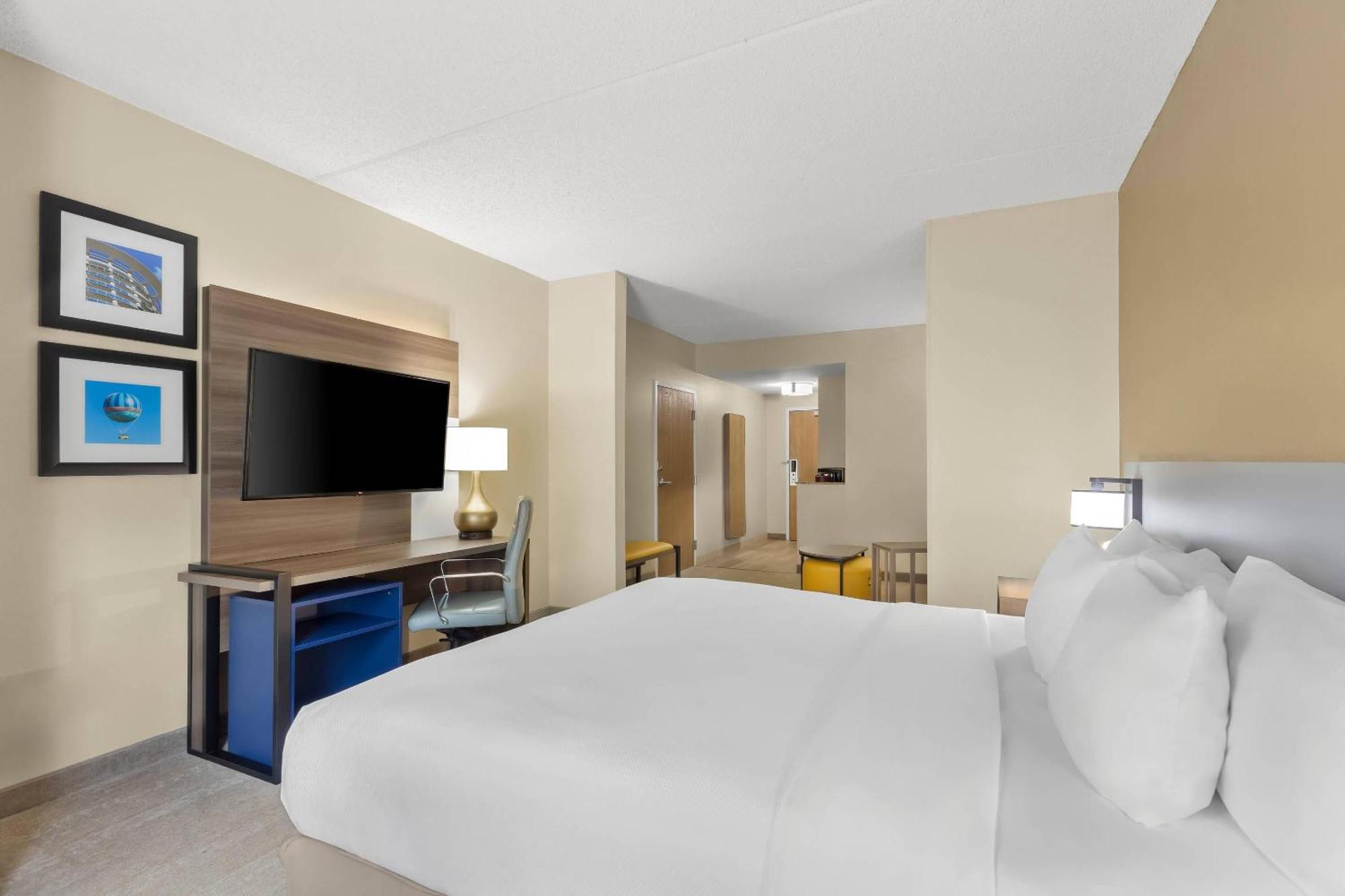 Suite con cama extragrande - No fumadores/adaptada para personas con movilidad reducida