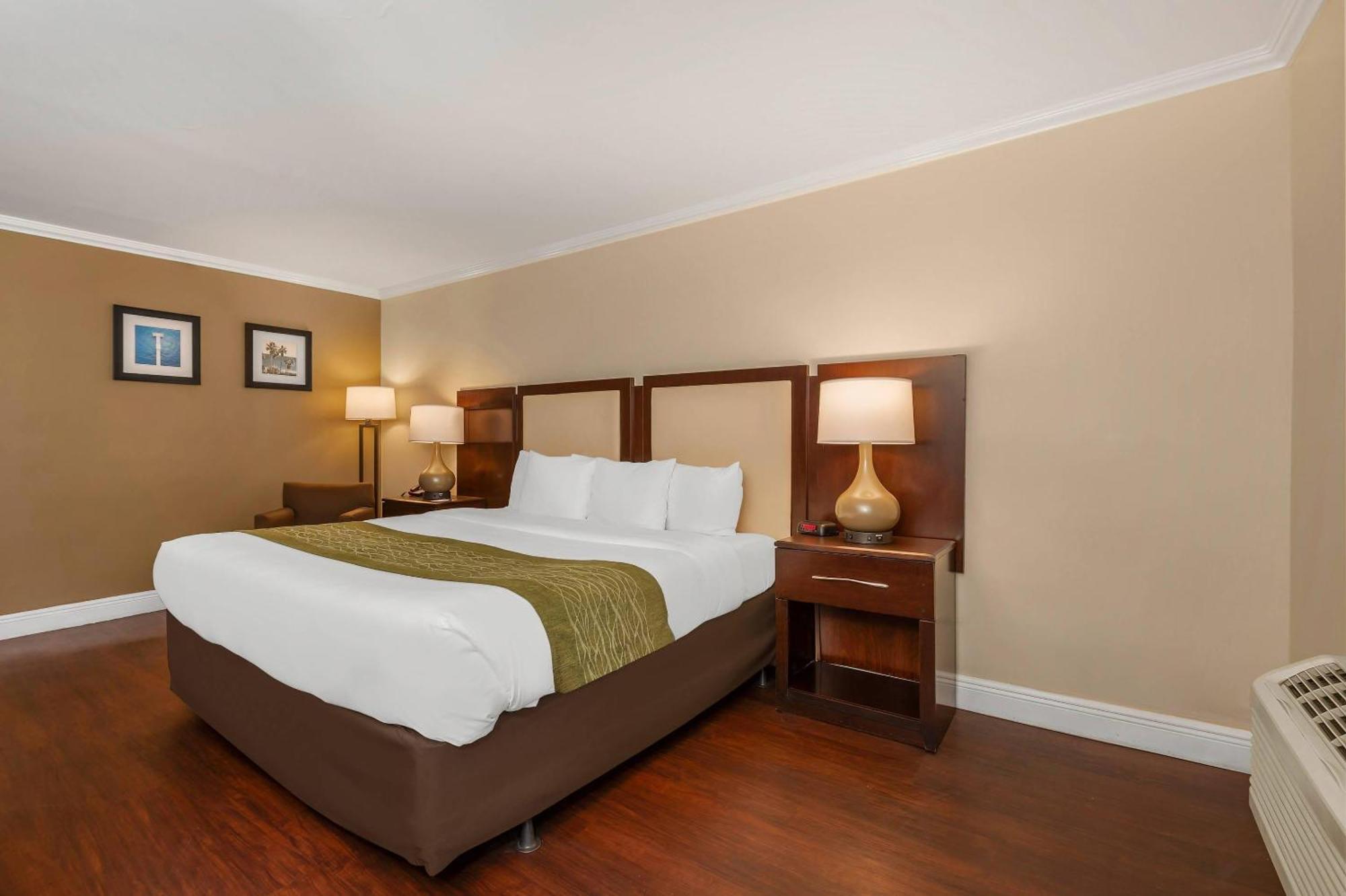 Quarto com Cama King-size - Não Fumantes