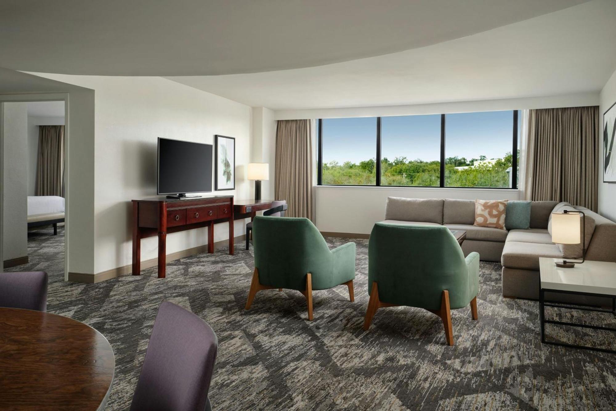 Penthouse Suite 1 King