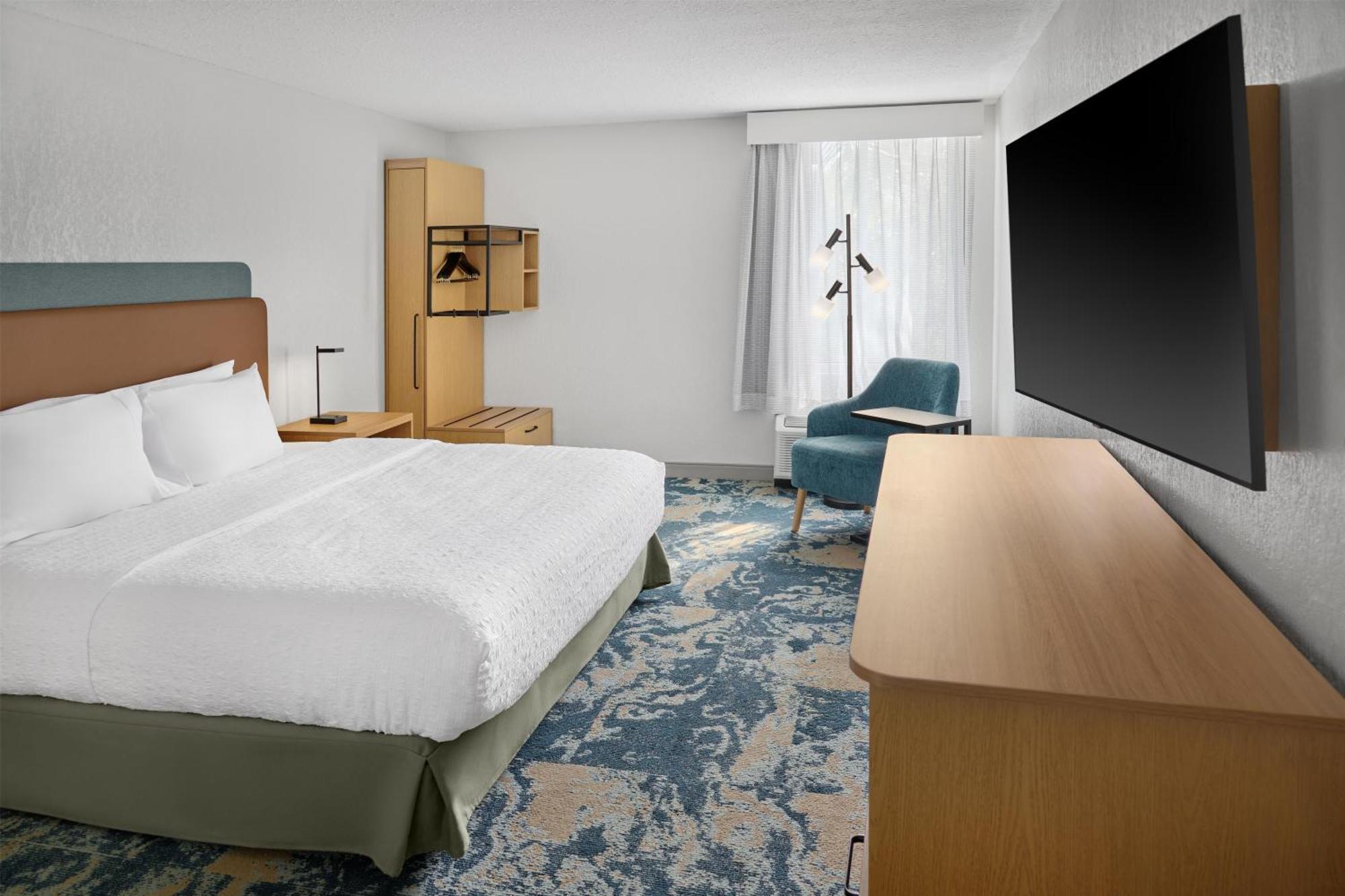 King Room - Mobility Access/Non-Smoking