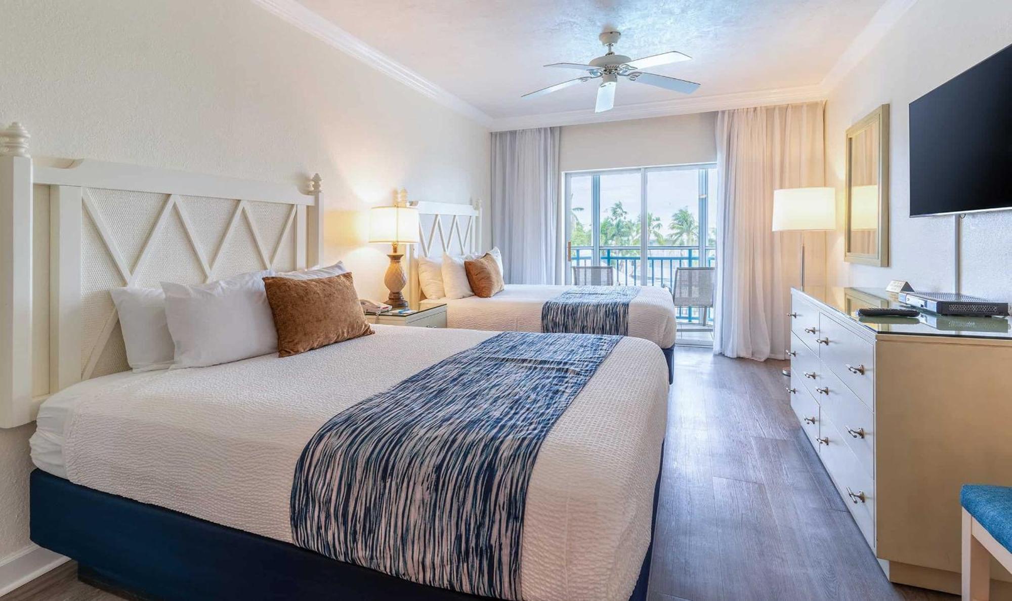 Double Room with Pool View
