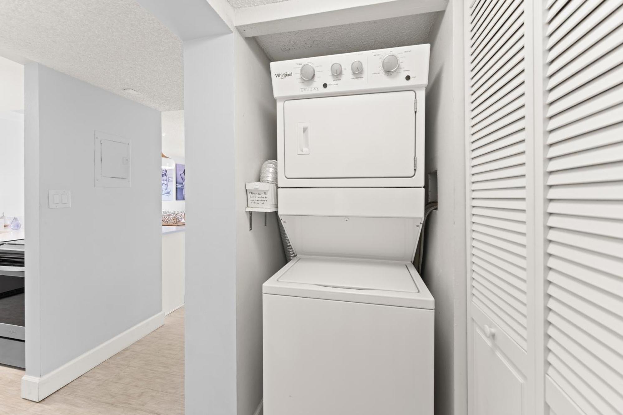 Deluxe Two-Bedroom Condo - Partial Ocean View - Unit #201