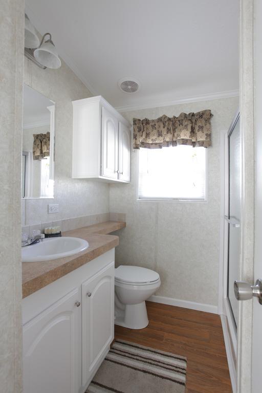 One-Bedroom Cottage,267298921:JPEG