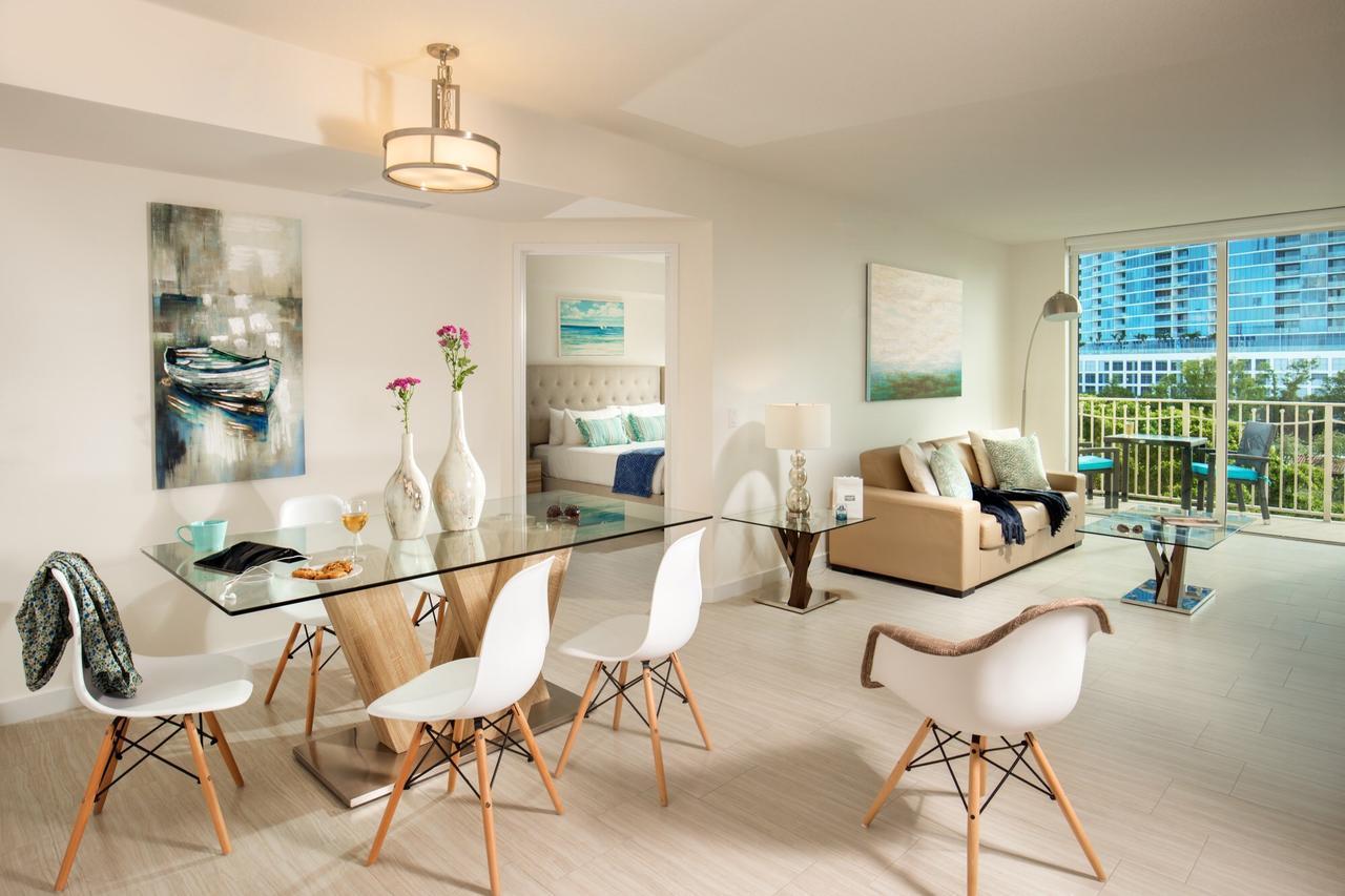 Apartamento Premier de 2 dormitorios con balcón y vistas directas a la bahía
